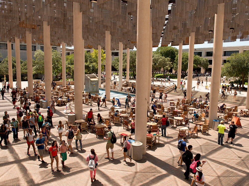 Sombrilla Plaza on UTSA main campus with a large student presence
